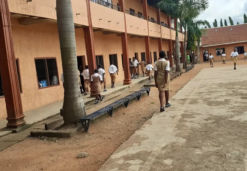 Students heading to class along the main block